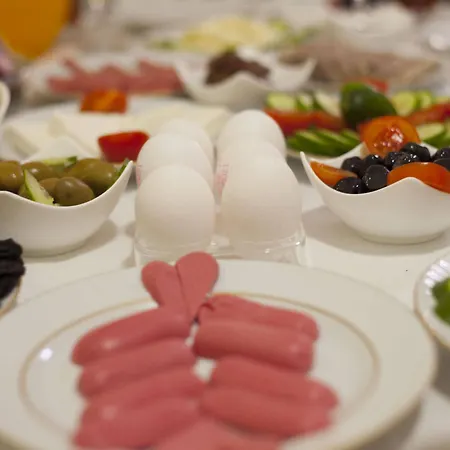Golden Saray Hotel
